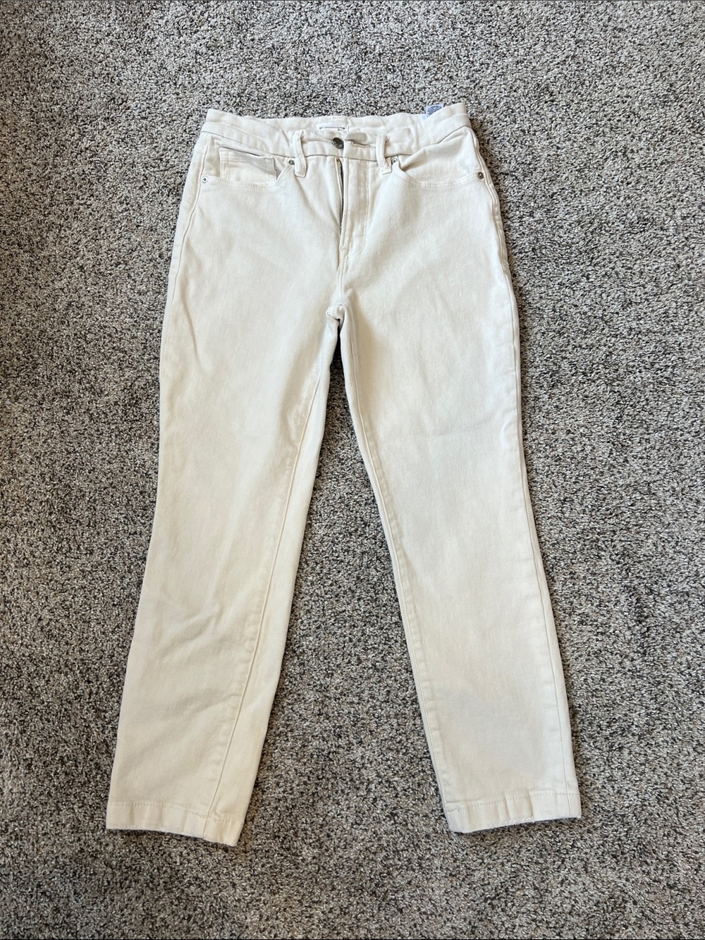 Good American Cream Straight-Leg Jeans